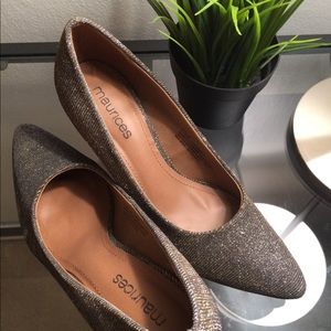 4 inch heels. Metallic gold and silver. Like new.